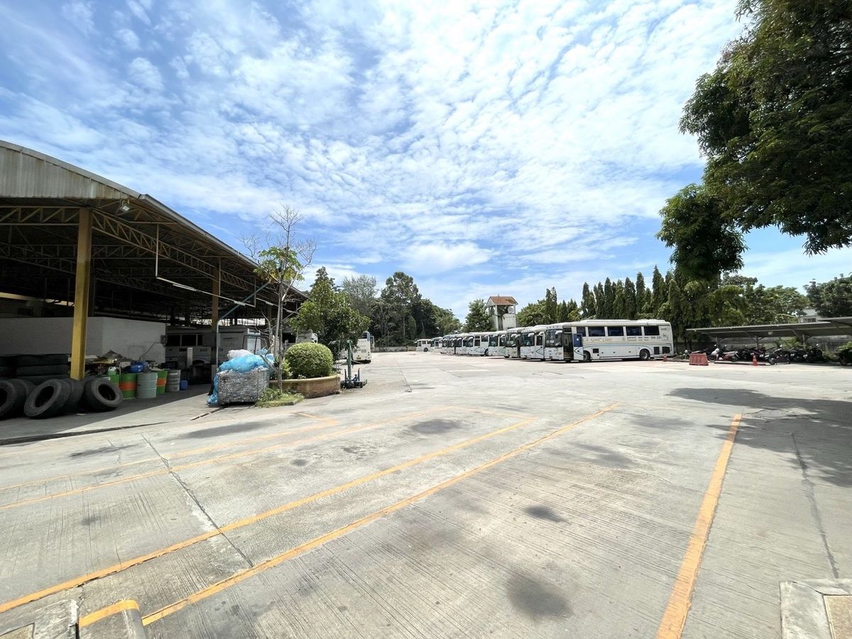 For SaleShowroomRayong : 📍 Land for sale 10 rai on Sukhumvit - Rayong in the heart of Rayong