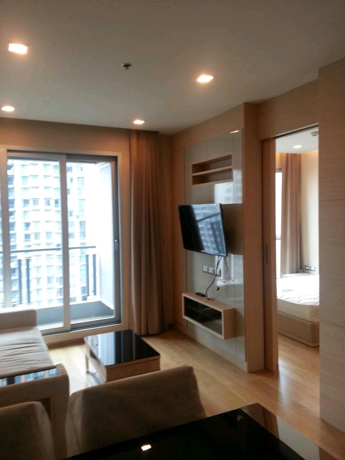 CondoRama9, Petchburi, RCA : READY TO MOVE IN 1BEDROOM WALKABLE TO PHETCHABURI MRT