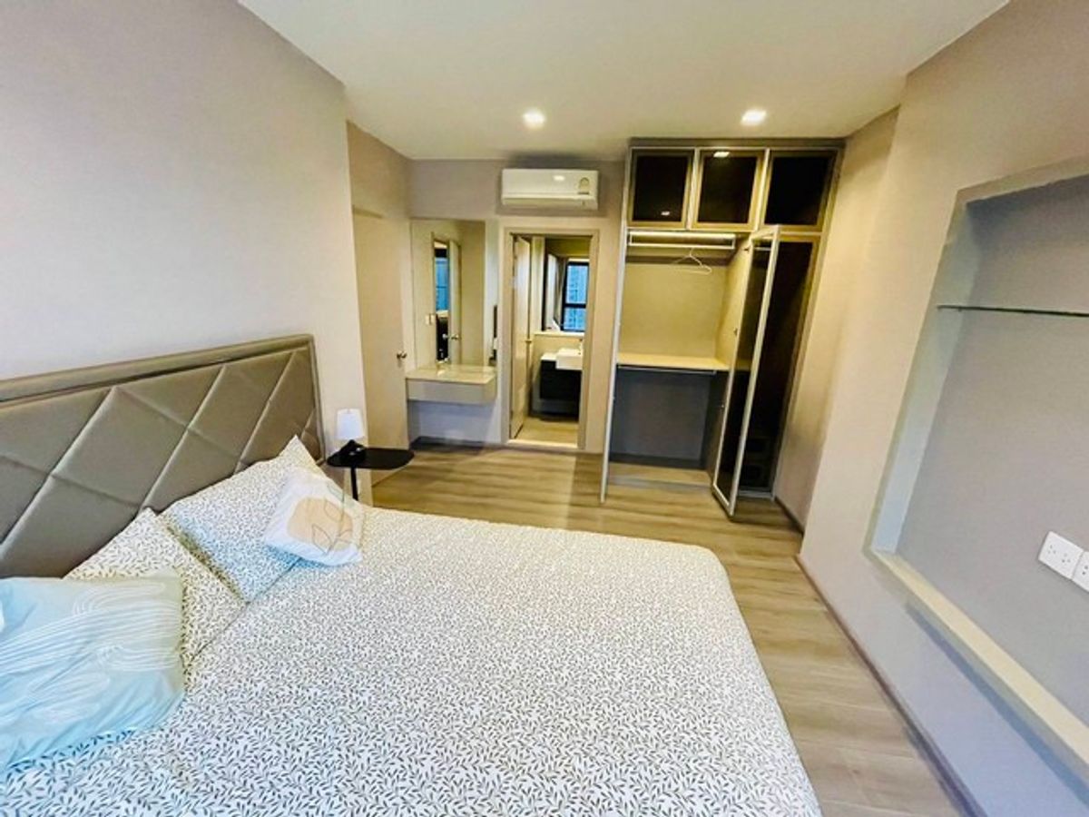 For RentCondoRattanathibet, Sanambinna : The Politan Rive Condo, The Polit, The Poly Tan Ree 60 sqm. New room, high floor, river view, near MRT, Phra Nang Klao Bridge.
