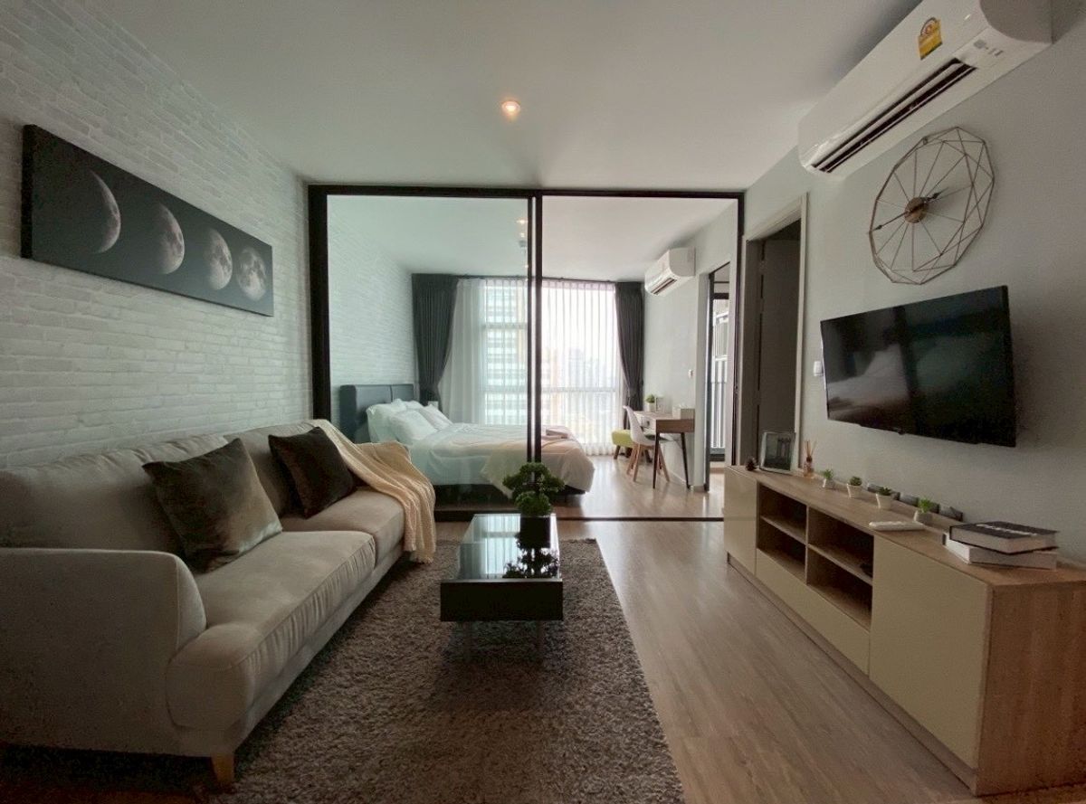 For RentCondoSukhumvit, Asoke, Thonglor : Good price! Bed 1 Bath 35 Sqm. Fully furnished