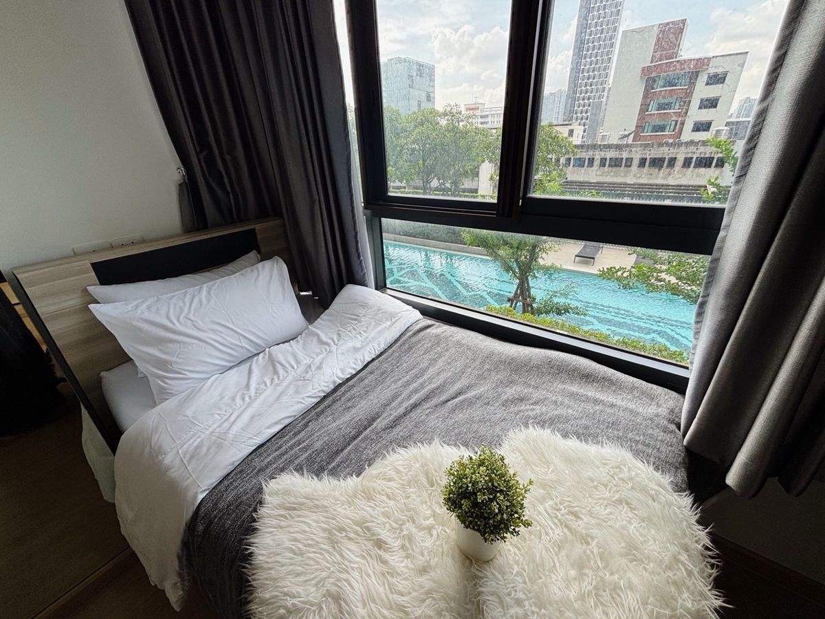 For RentCondoOnnut, Udomsuk : Rent / Rent 3 Bedroom Pool View 110 SQM. Ideo Sukhumvit 93 BTS Bangchak 3 Station Ekkamai Thonglor