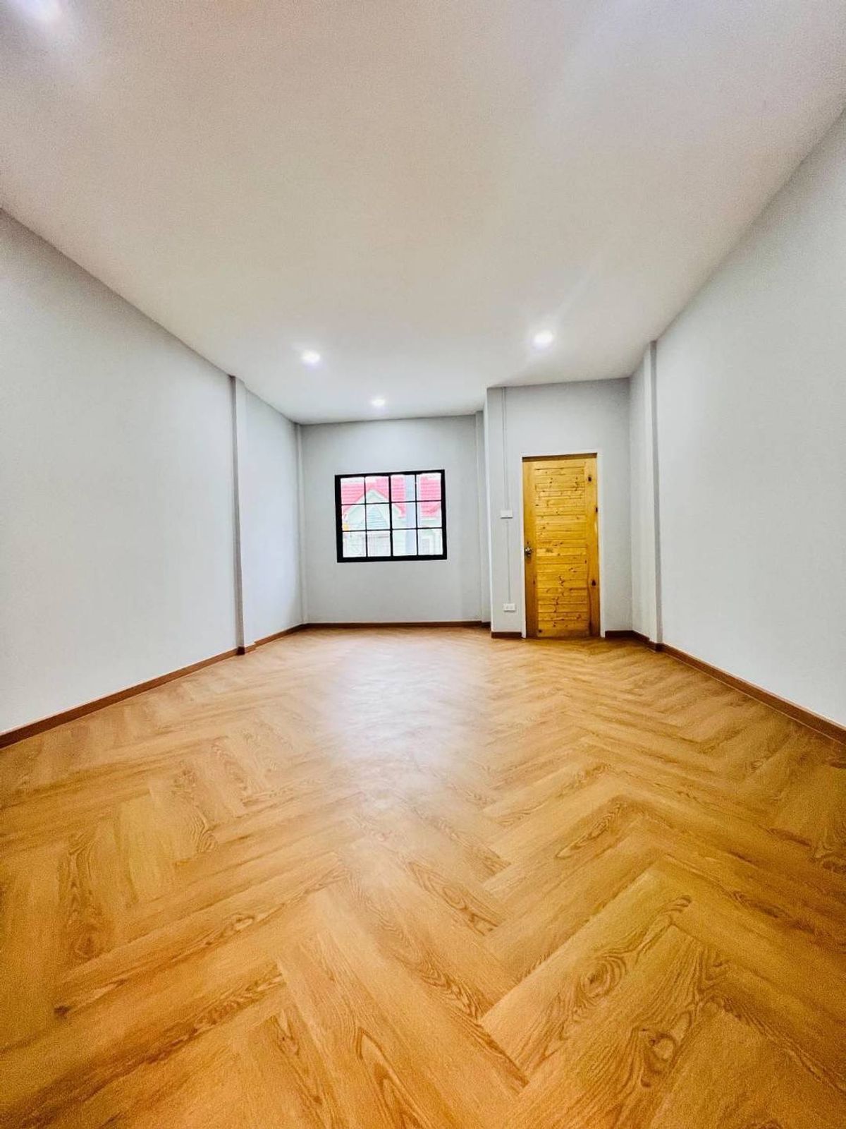 ขายทาวน์โฮมนนทบุรี บางใหญ่ บางบัวทอง : ขายทาวน์เฮ้าส์ 2 ชั้น หมู่บ้านนครทองปาร์ควิว 1 เนื้อที่ 16.6 ตารางวา 2 ห้อง​นอน (ถนนบางกรวย​-ไทรน้อย)​ ตำบลละหาร อำเภอบางบัวทอง จังหวัดนนทบุรี