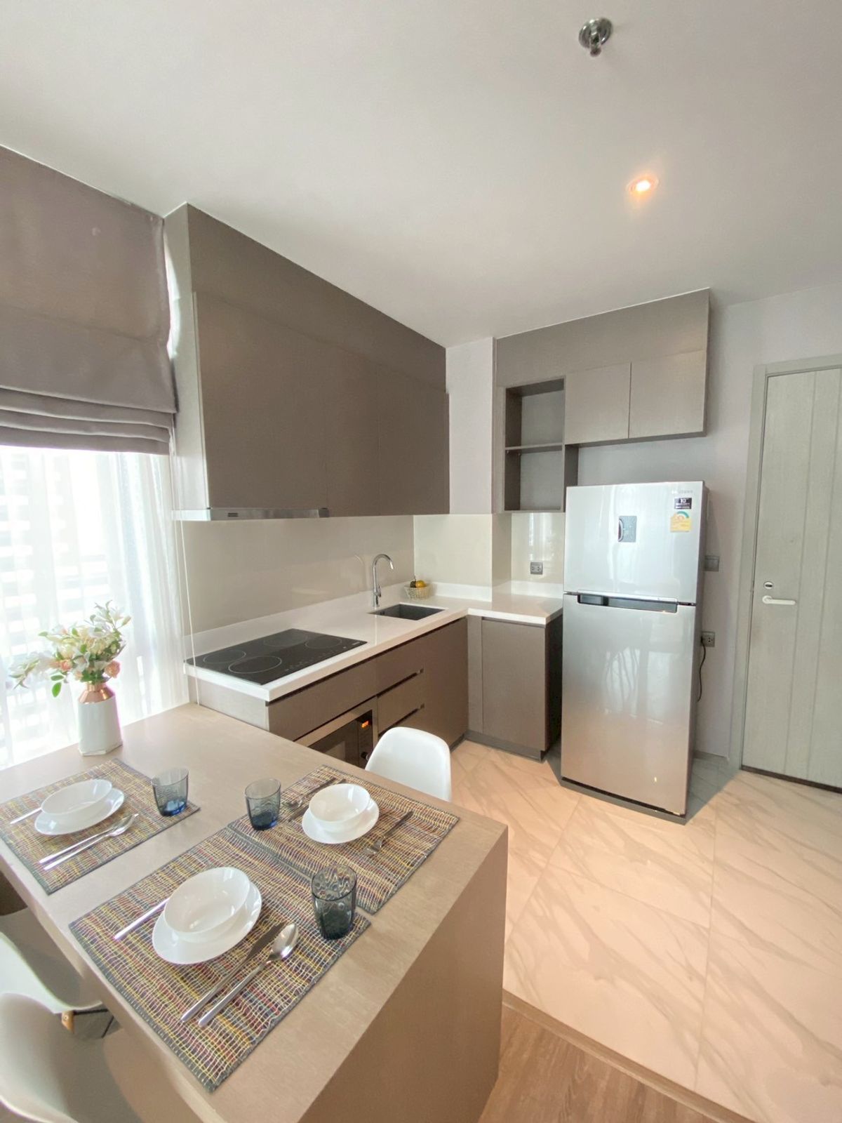 For RentCondoSukhumvit, Asoke, Thonglor : (FOR RENT) RHYTHM Ekkamai I 2-BR, Fully Furnished & Equipped. Near 🚆BTS Ekkamai																									