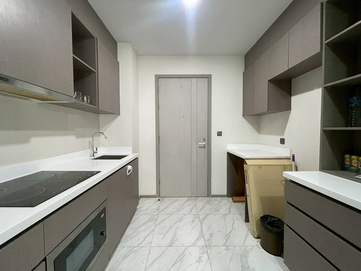 ขายคอนโดสุขุมวิท อโศก ทองหล่อ : 🟢ราคาดีสุดในตึก! ปล่อยขาย 2 นอน 2 น้ำ 70 ตร.ม. เฟอร์ครบ+เครื่องใช้ไฟฟ้าครบ พร้อมเข้าชม ㅡ ใกล้ 🚆BTS เอกมัย