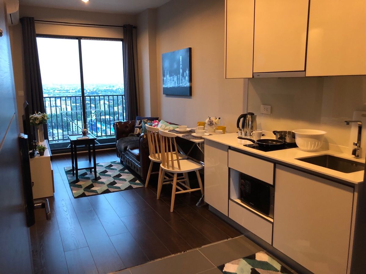 For RentCondoSukhumvit, Asoke, Thonglor : [💥𝐔𝐫𝐠𝐞𝐧𝐭]	𝐂 𝐄𝐤𝐤𝐚𝐦𝐚𝐢 ✨Beautiful condo, good location near train station, ready to move in 🏢