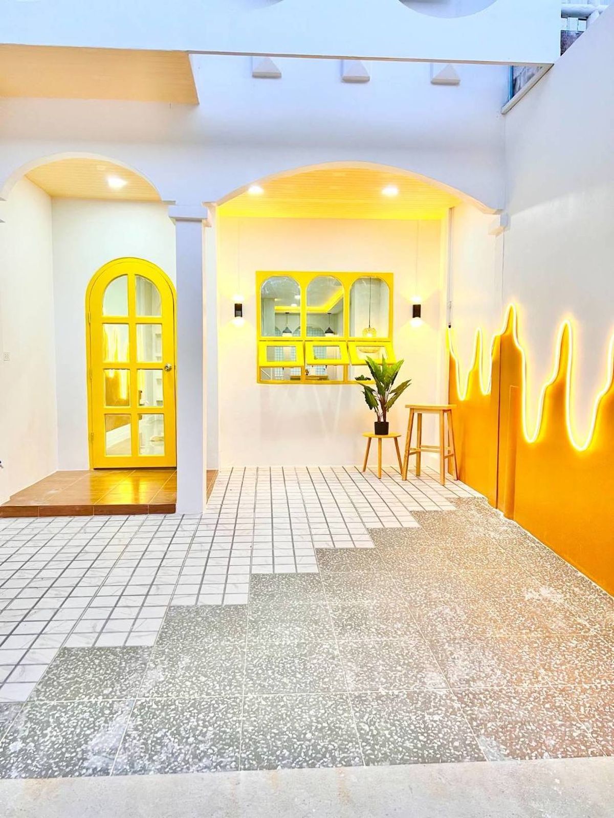 ขายทาวน์โฮมนนทบุรี บางใหญ่ บางบัวทอง : ขายทาวน์เฮ้าส์ 2 ชั้น หมู่บ้านนครทองปาร์ควิว 1 เนื้อที่ 16.6 ตารางวา 2 ห้อง​นอน (ถนนบางกรวย​-ไทรน้อย)​ ตำบลละหาร อำเภอบางบัวทอง จังหวัดนนทบุรี