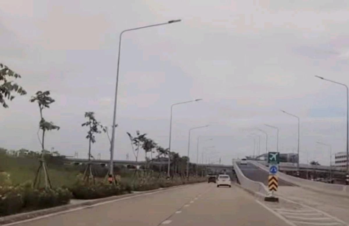 ขายที่ดินวิภาวดี ดอนเมือง หลักสี่ : ขายที่ดินถนนตัดใหม่ ดอนเมือง-เทพรักษ์ 18 ไร่ (แบ่งขายได้) โอกาสทองการลงทุน ติดต่อด่วน 086-564-6382