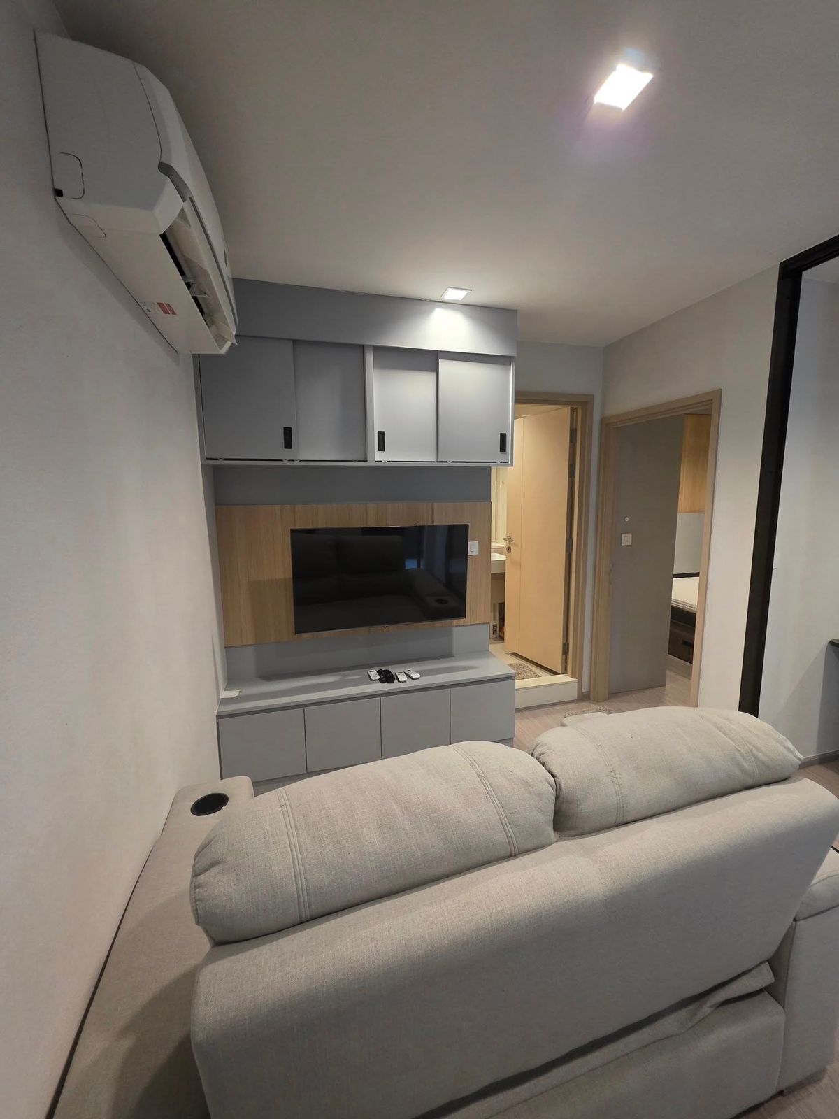 For RentCondoThaphra, Talat Phlu, Wutthakat : urgent!! Book out the Condo Life Sathorn, Cerera, 2 bedrooms