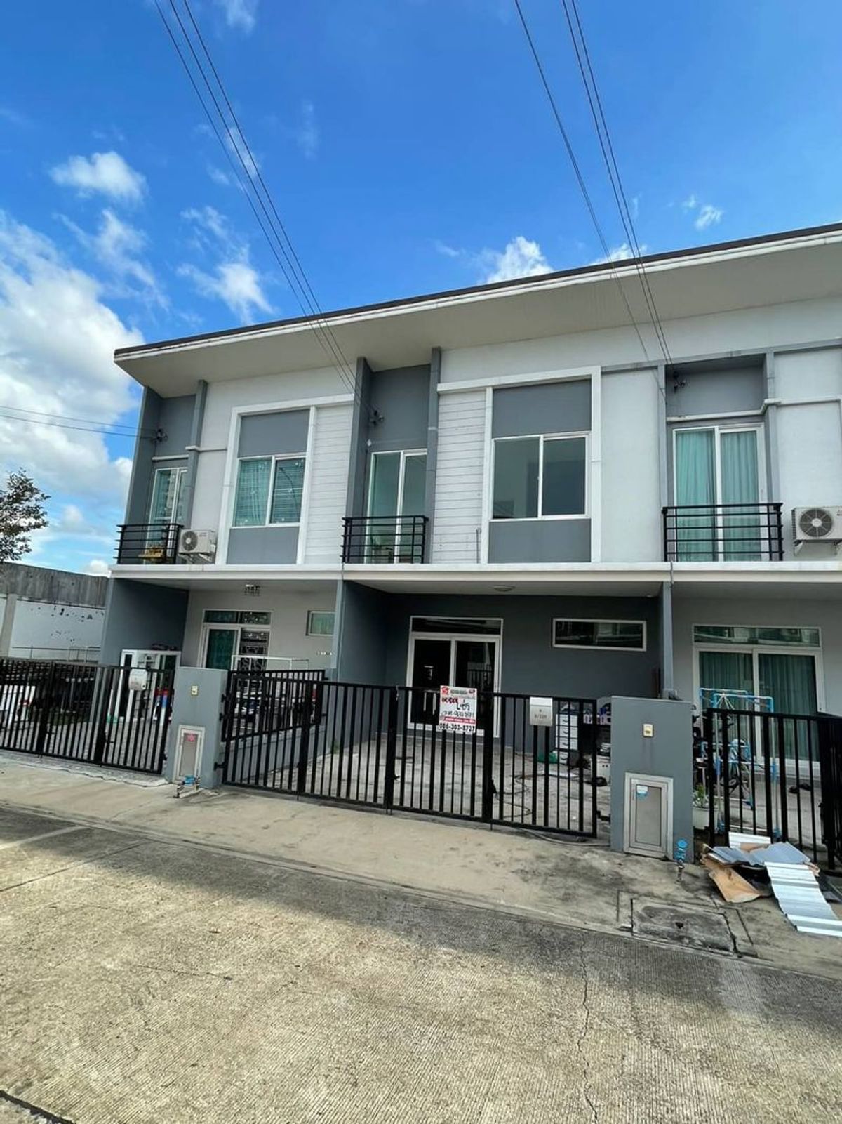 For RentTownhomeNawamin, Ramindra : 2 -storey townhouse for rent, 18.5 sq.w., Kasi Village, Permsin Road, opposite Soi Permsin 45, Or Ngeon Subdistrict