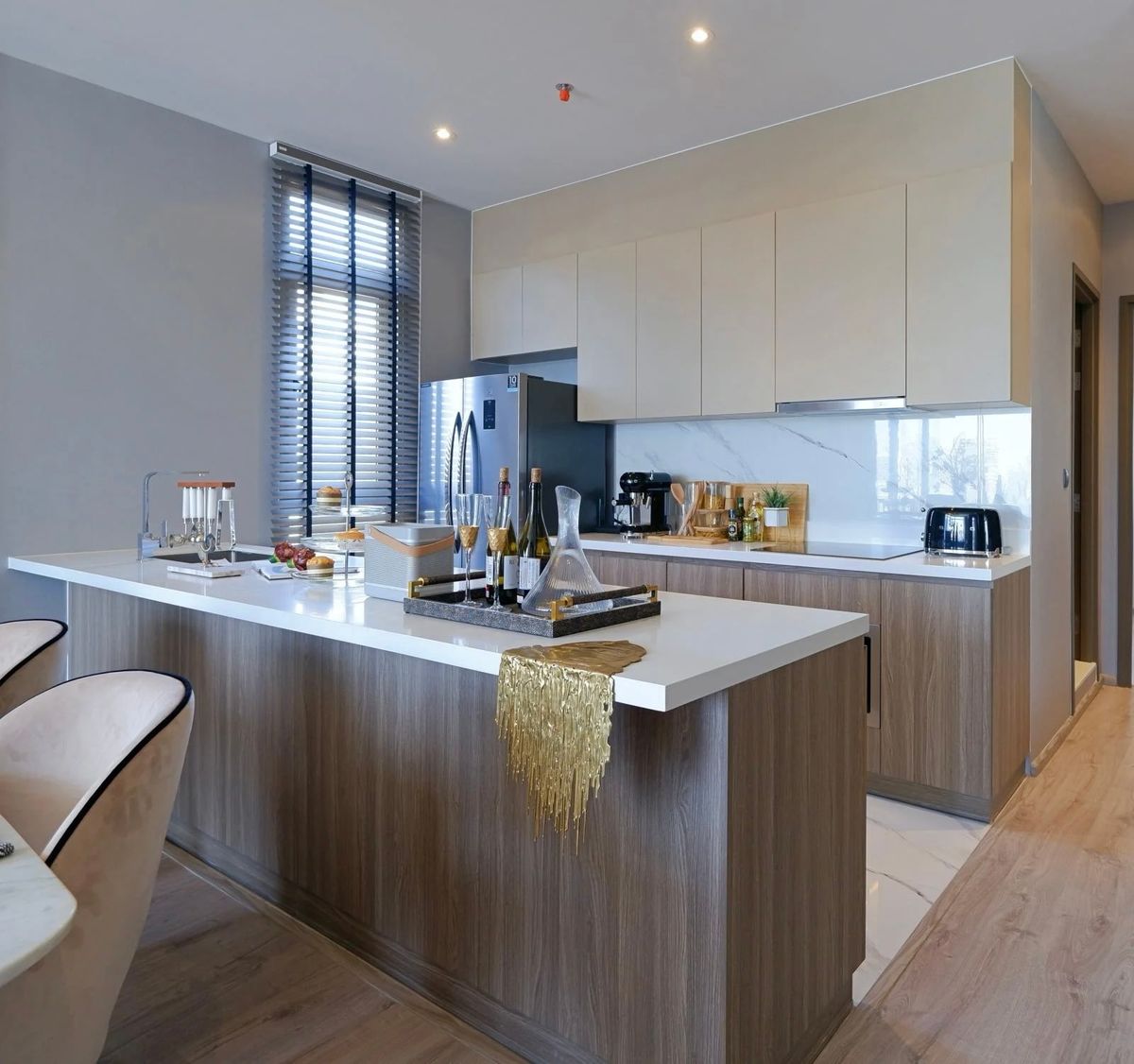 ขายคอนโดสุขุมวิท อโศก ทองหล่อ : 🔥🔥𝐅𝐎𝐑 𝐒𝐀𝐋𝐄 + 𝐅𝐮𝐫𝐧𝐢𝐭𝐮𝐫𝐞: 𝐑𝐡𝐲𝐭𝐡𝐦 𝐄𝐤𝐤𝐚𝐦𝐚𝐢 𝐄𝐬𝐭𝐚𝐭𝐞, 𝟏 𝐁𝐞𝐝, 𝟑𝟓 𝐬𝐪𝐦., 𝐏𝐫𝐢𝐜𝐞 𝟓.𝟗𝟗𝐦𝐛  ติดต่อคุณณัฐ 𝟎𝟗𝟓𝟗𝟒𝟏𝟓𝟗𝟗𝟗