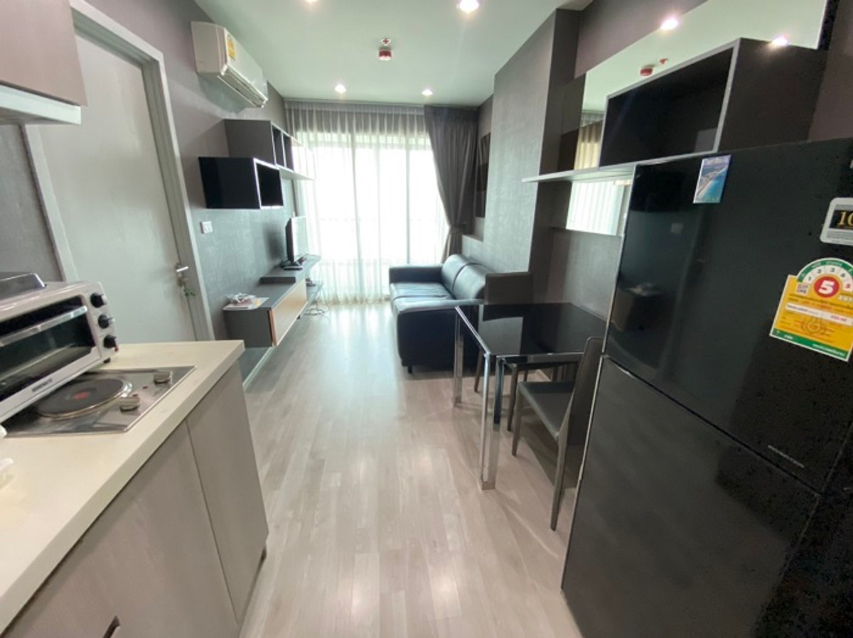 For RentCondoPinklao, Charansanitwong : 💖💖Condo for rent IDEO Mobi Charan-Interchange 1Bed1Bath 34.20 sq m, 14th floor, near MRT Bang Khun Non, ready to move in / if interested, you can inquire. Line ID = atfirm2010💖💖