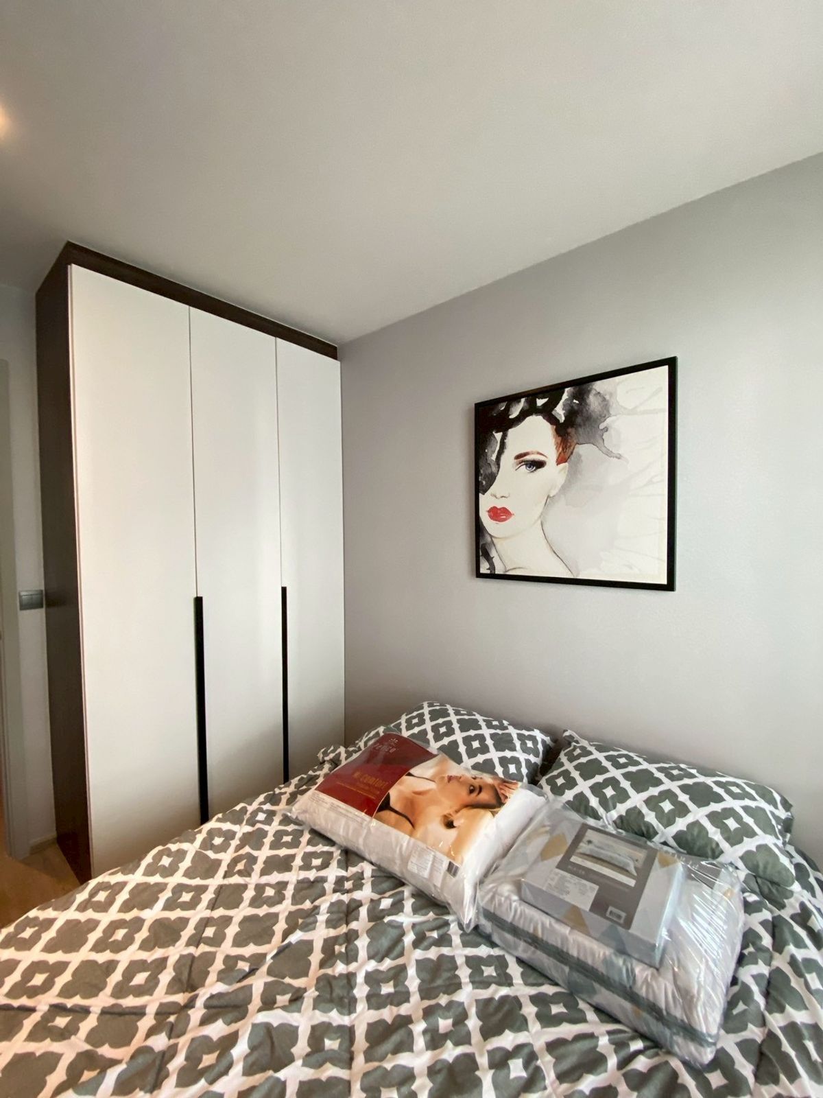 For RentCondoSukhumvit, Asoke, Thonglor : (FOR RENT) RHYTHM Ekkamai I 2-BR, Fully Furnished & Equipped. Near 🚆BTS Ekkamai																									