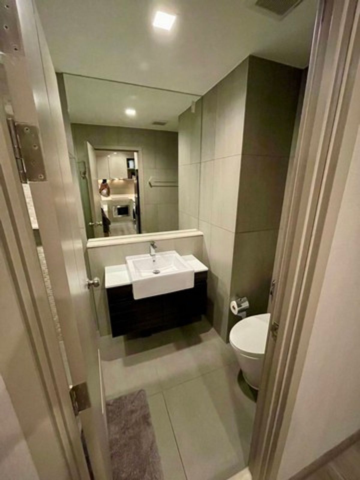 ให้เช่าคอนโดรัตนาธิเบศร์ สนามบินน้ำ พระนั่งเกล้า : คอนโดให้เช่า The Politan Rive เดอะ โพลิแทน รีฟ 60 ตรม. ห้องใหม่ ชั้นสูง วิวแม่น้ำ ใกล้ MRT สะพานพระนั่งเกล้า