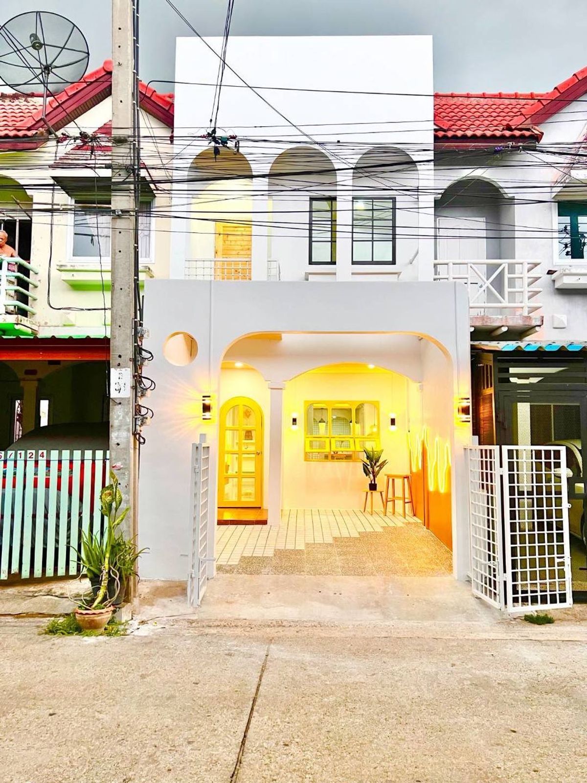ขายทาวน์โฮมนนทบุรี บางใหญ่ บางบัวทอง : ขายทาวน์เฮ้าส์ 2 ชั้น หมู่บ้านนครทองปาร์ควิว 1 เนื้อที่ 16.6 ตารางวา 2 ห้อง​นอน (ถนนบางกรวย​-ไทรน้อย)​ ตำบลละหาร อำเภอบางบัวทอง จังหวัดนนทบุรี