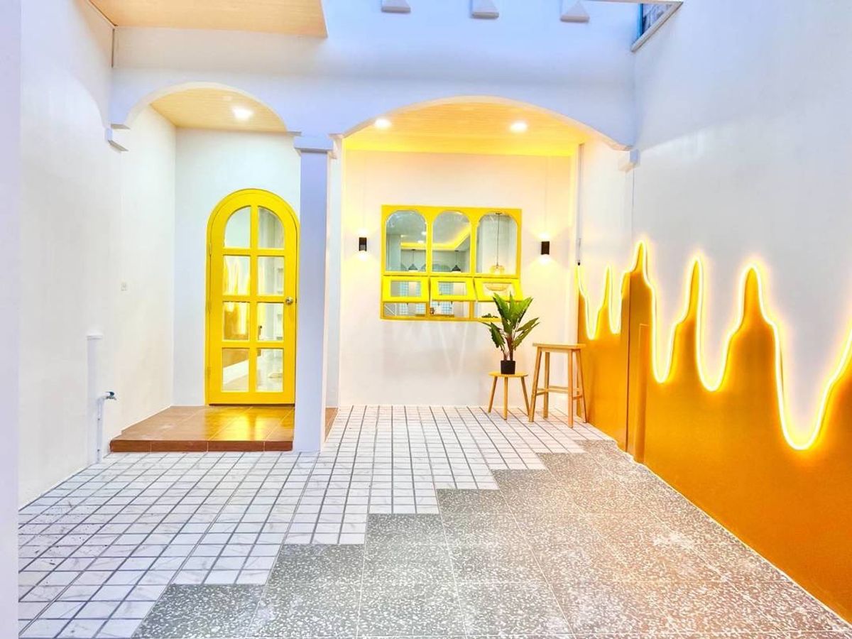 ขายทาวน์โฮมนนทบุรี บางใหญ่ บางบัวทอง : ขายทาวน์เฮ้าส์ 2 ชั้น หมู่บ้านนครทองปาร์ควิว 1 เนื้อที่ 16.6 ตารางวา 2 ห้อง​นอน (ถนนบางกรวย​-ไทรน้อย)​ ตำบลละหาร อำเภอบางบัวทอง จังหวัดนนทบุรี