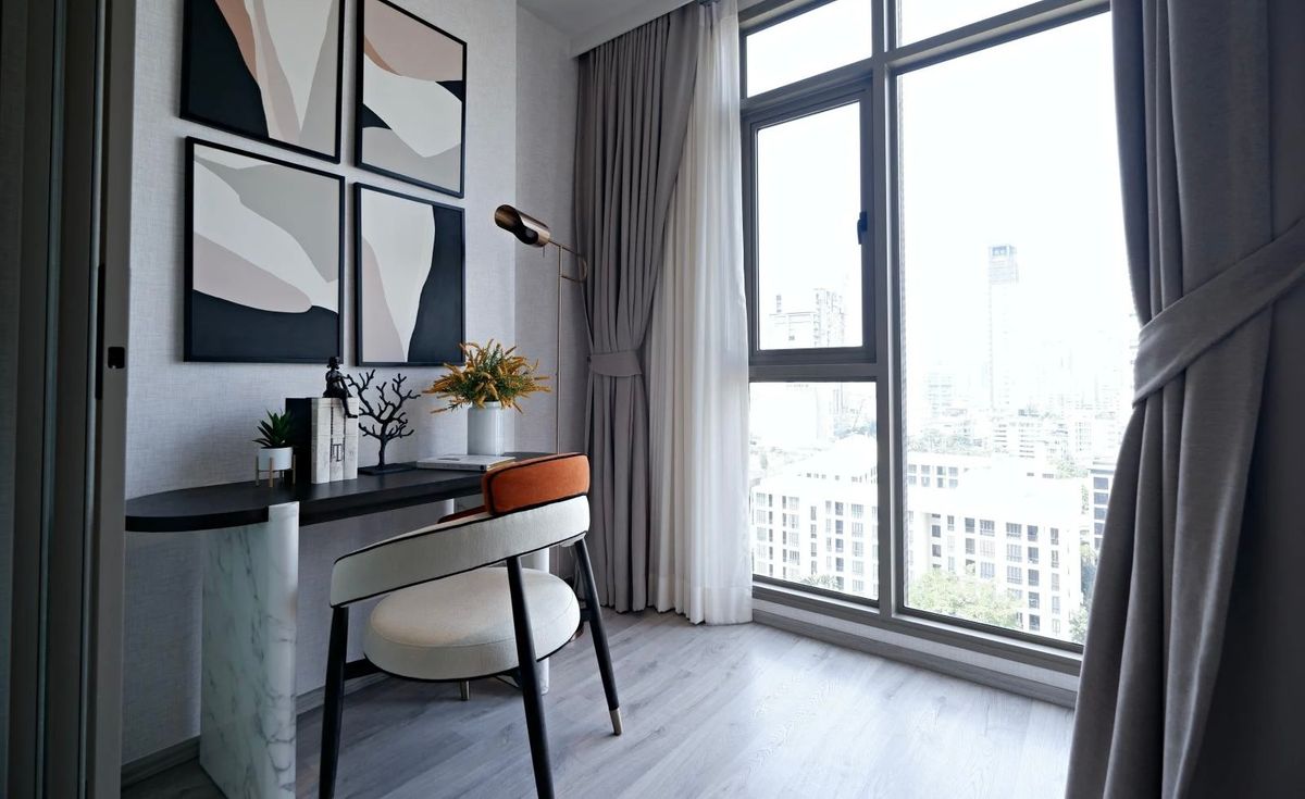 ขายคอนโดสุขุมวิท อโศก ทองหล่อ : 🔥🔥𝐅𝐎𝐑 𝐒𝐀𝐋𝐄 + 𝐅𝐮𝐫𝐧𝐢𝐭𝐮𝐫𝐞: 𝐑𝐡𝐲𝐭𝐡𝐦 𝐄𝐤𝐤𝐚𝐦𝐚𝐢 𝐄𝐬𝐭𝐚𝐭𝐞, 𝟏 𝐁𝐞𝐝, 𝟑𝟓 𝐬𝐪𝐦., 𝐏𝐫𝐢𝐜𝐞 𝟓.𝟗𝟗𝐦𝐛  ติดต่อคุณณัฐ 𝟎𝟗𝟓𝟗𝟒𝟏𝟓𝟗𝟗𝟗