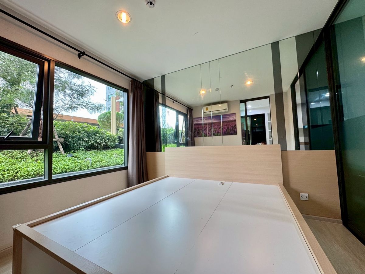 ขายคอนโดปิ่นเกล้า จรัญสนิทวงศ์ : ด่วนหลุดจอง! ห้องสวย ขายถูกสุด คอนโดไลฟ์ปิ่นเกล้า Life Pinklao 1ห้องนอน 35.08 ตร.ม. ชั้น5 วิวสวนสีเขียว ไม่เคยปล่อยเช่า แถมเฟอร์นิเจอร์ และเครื่องใช้ไฟฟ้า  ขายถูกสุดในโครงการ