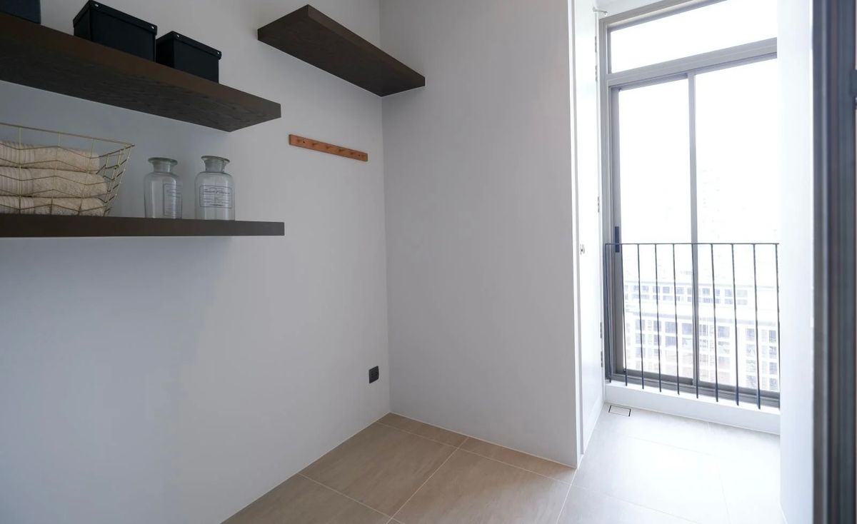 ขายคอนโดสุขุมวิท อโศก ทองหล่อ : 🔥🔥𝐅𝐎𝐑 𝐒𝐀𝐋𝐄 + 𝐅𝐮𝐫𝐧𝐢𝐭𝐮𝐫𝐞: 𝐑𝐡𝐲𝐭𝐡𝐦 𝐄𝐤𝐤𝐚𝐦𝐚𝐢 𝐄𝐬𝐭𝐚𝐭𝐞, 𝟏 𝐁𝐞𝐝, 𝟑𝟓 𝐬𝐪𝐦., 𝐏𝐫𝐢𝐜𝐞 𝟓.𝟗𝟗𝐦𝐛  ติดต่อคุณณัฐ 𝟎𝟗𝟓𝟗𝟒𝟏𝟓𝟗𝟗𝟗