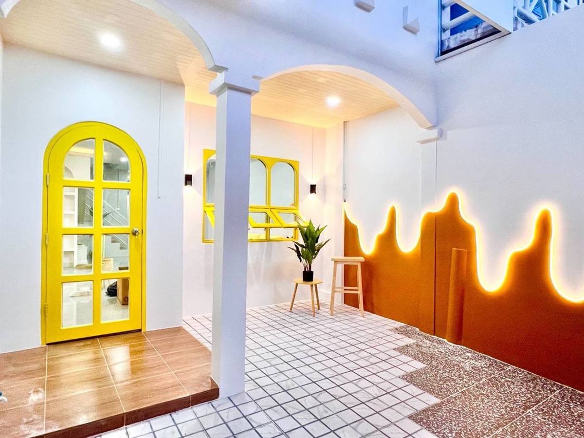 ขายทาวน์โฮมนนทบุรี บางใหญ่ บางบัวทอง : ขายทาวน์เฮ้าส์ 2 ชั้น หมู่บ้านนครทองปาร์ควิว 1 เนื้อที่ 16.6 ตารางวา 2 ห้อง​นอน (ถนนบางกรวย​-ไทรน้อย)​ ตำบลละหาร อำเภอบางบัวทอง จังหวัดนนทบุรี