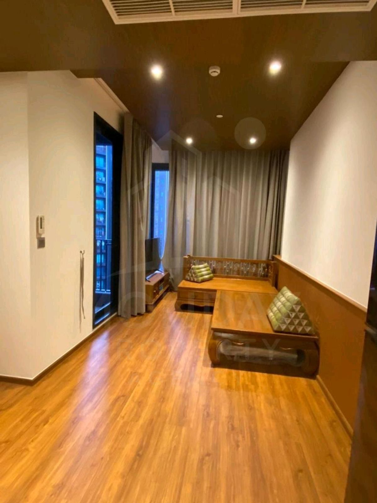 ให้เช่าคอนโดพระราม 9 เพชรบุรีตัดใหม่ RCA : Rental of Ashton Asoke-Rama 9 MRT-Rama 9 Din Daeng, Din Daeng District, Bangkok
