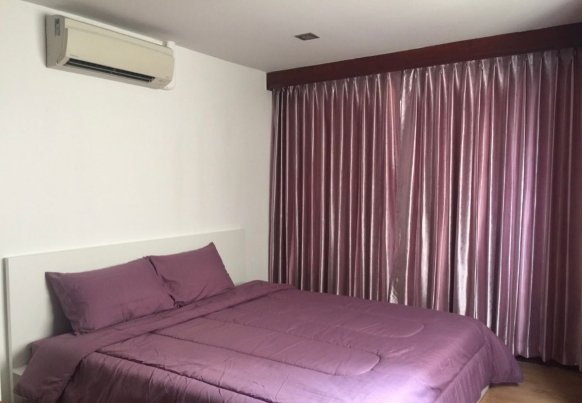 For RentCondoPattanakan, Srinakarin : Rent a Premier Place Rama 9, a beautiful corner, ready to support the animal near Kasem Bundit University. Interested in Atline@841QLNR