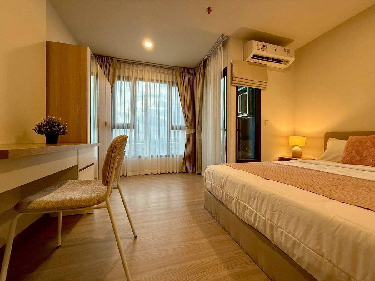 For RentCondoKhlongtoei, Kluaynamthai : ASPIRE Sukhumvit - Rama 4 condo on the main road near BTS Phra Khanong 600 meters