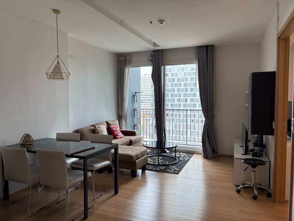 For RentCondoSukhumvit, Asoke, Thonglor : 🔥RENT 1BRSIRI @🔥30,000/Month🔥Floor19🔥54SQM🔥