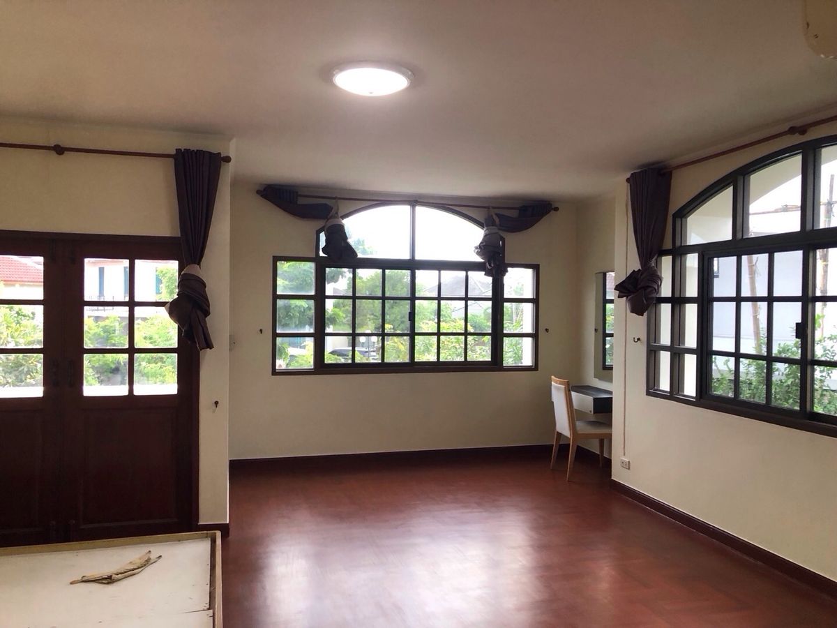 ขายบ้านสมุทรปราการ สำโรง : หมู่บ้านปรีชา วัดหนามแดง  หมู่ 11 ต.บางแก้ว อ.บางพลี จ.สมุทรปราการ 10130