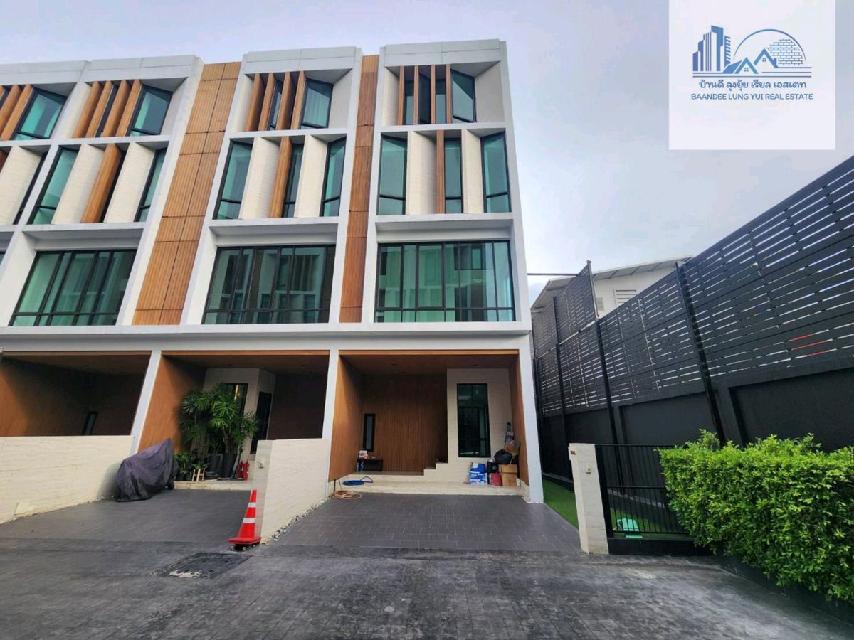 ให้เช่าทาวน์โฮมรัชดา ห้วยขวาง : ให้เช่า Townhome ดิออร์เธอร์รัชดา 32,Private Zone ✨🎎🏨联排别墅出租，The Author Ratchada 32，私人区域