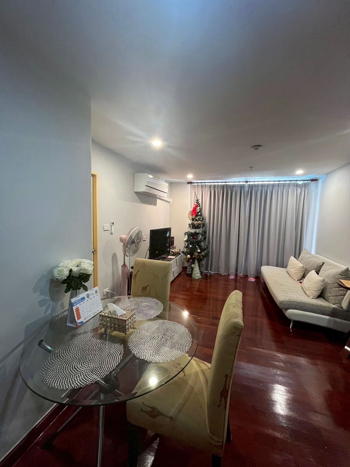 ขายคอนโดพระราม 8 สามเสน ราชวัตร : 🏠คอนโด ใกล้ วชิระ ห้องใหญ่ 2ห้องนอน 2ห้องน้ำ🏠  ✨ให้เช่า หรือ ขาย✨  คอนโด ดุสิต อเวนิว Dusit Avenue🌟