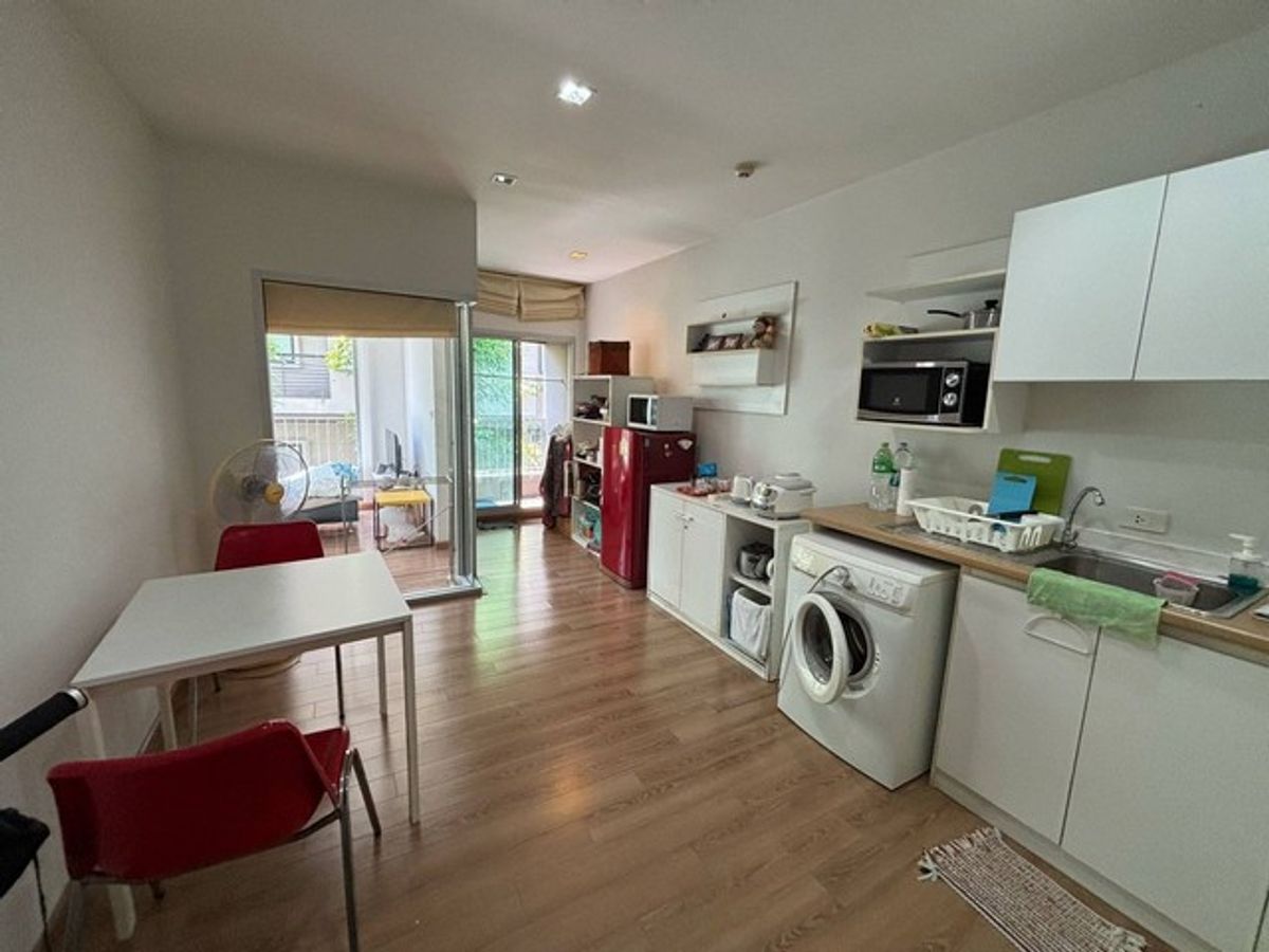 For SaleCondoSukhumvit, Asoke, Thonglor : Urgent for sale, The Seed Muy The Seed Musee Sukhumvit 26, 33 sqm. Near BTS Phrom Phong