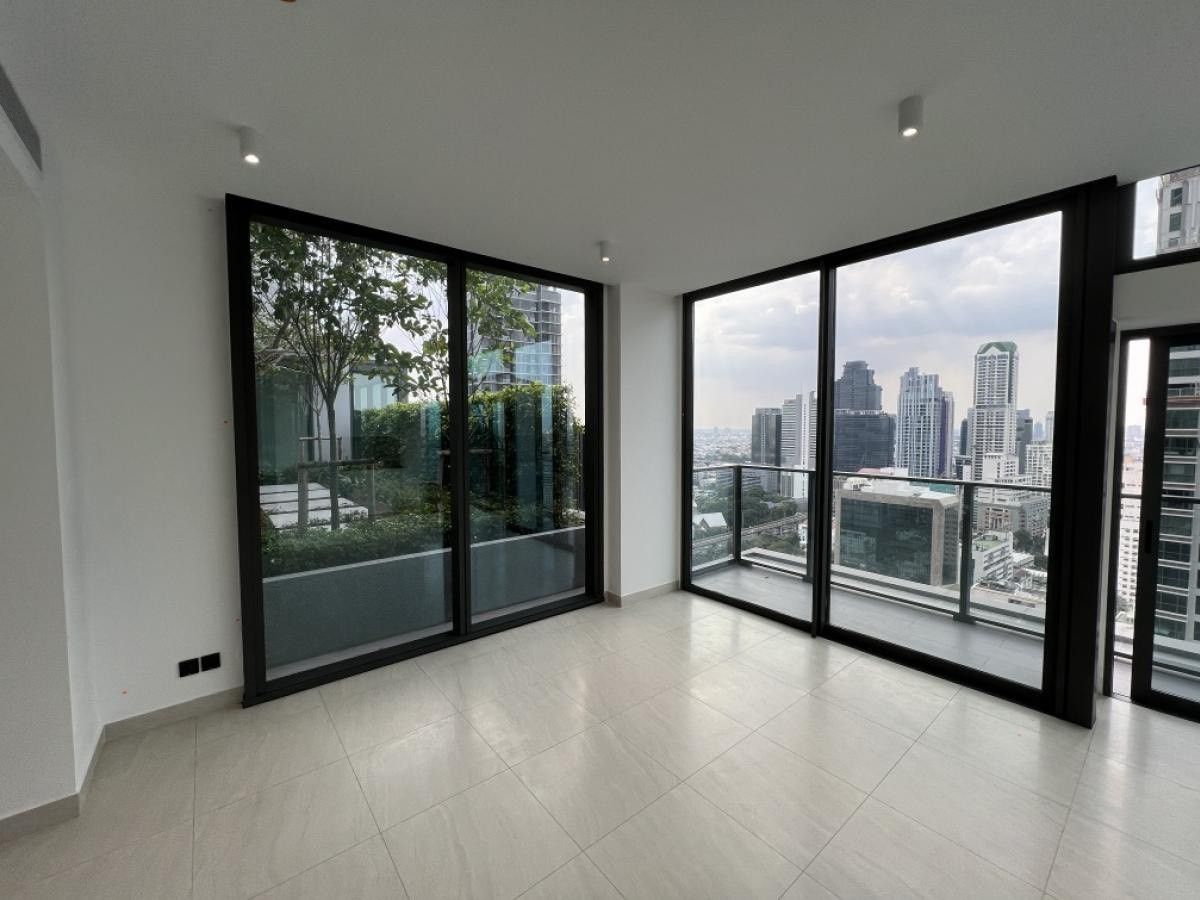ขายคอนโดสาทร นราธิวาส : ST0157 ขายคอนโดหรู TAIT Sathorn 12 | ห้องมุมชั้นสูงพิเศษ เพดานสูง 3.2 เมตร ติดสวนลอยฟ้า ใจกลางสาทร