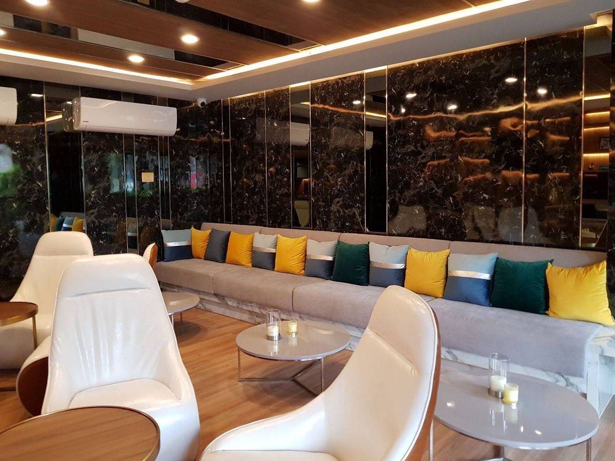 For RentCondoOnnut, Udomsuk : 1 bedroom corner room, 1 bathroom, The Tree Onnut Station