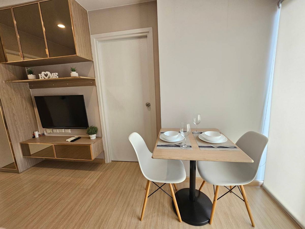 For RentCondoOnnut, Udomsuk : 1 bedroom corner room, 1 bathroom, The Tree Onnut Station