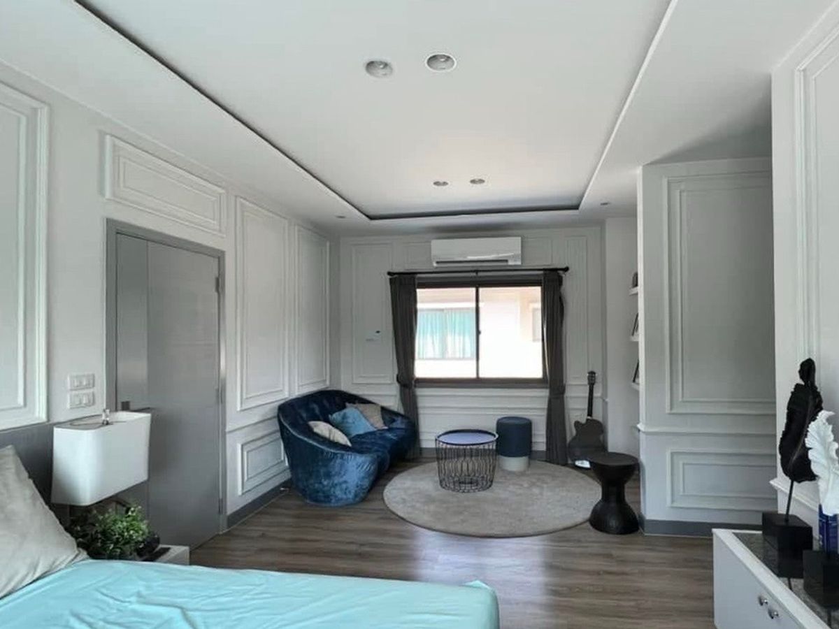 For SaleHousePhutthamonthon, Salaya : Single House, Pinklao - Salaya / 5 Bedrooms (Sale), Pave Pinklao - Salaya / Details 5 Bedrooms (For Sale) BALL101