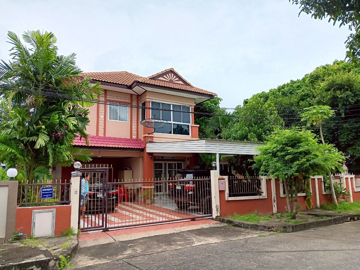 For SaleHouseNonthaburi, Bang Yai, Bangbuathong : ‼ ️ Great value‼ ️ 2 -story detached house (back corner), free single -story house  Sue Sue, Bang Yai, Phase 1 (in front of the house facing the south)