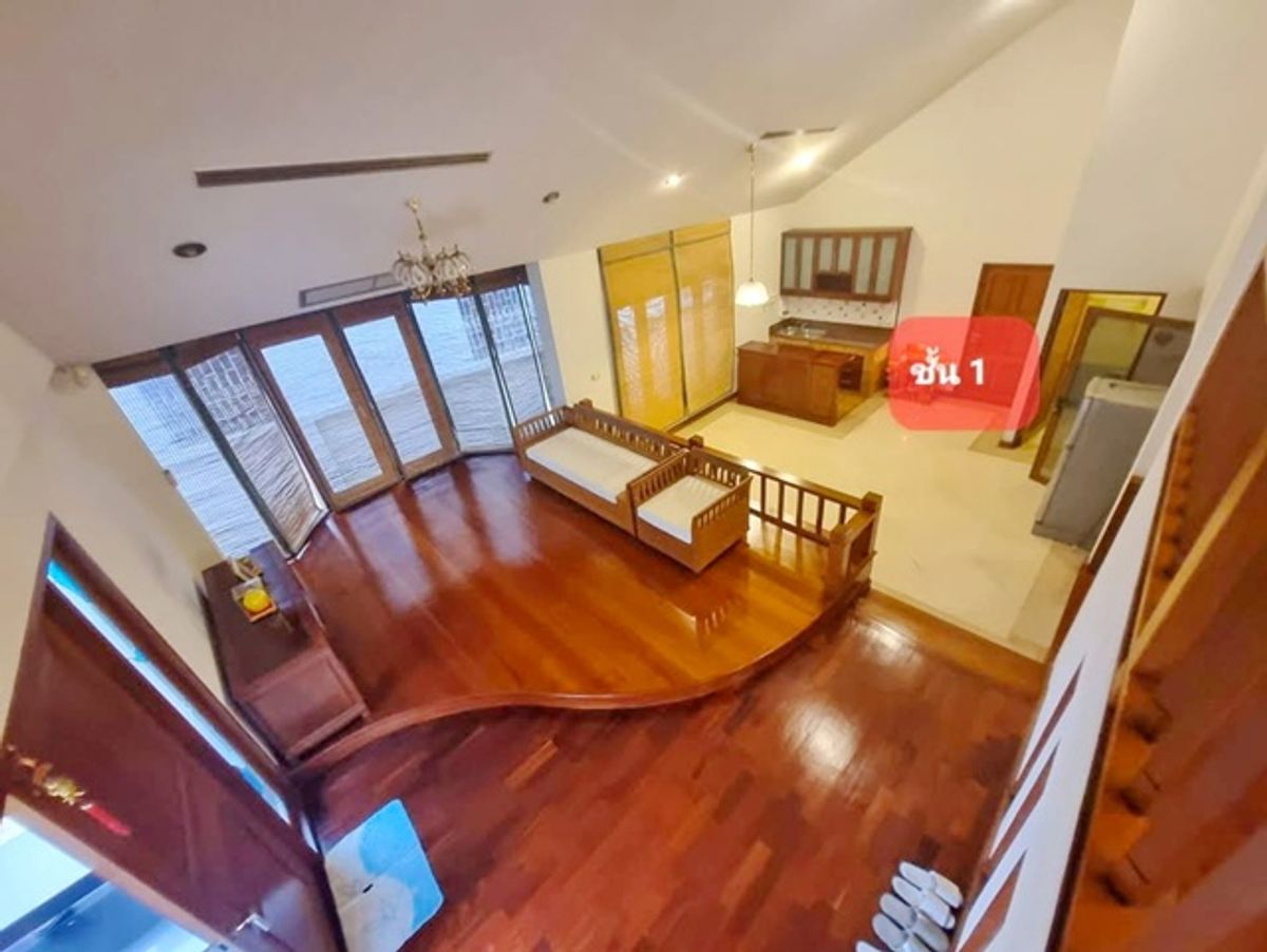 For SaleHouseSapankwai,Jatujak : Ratchada 32-38 BTS Ratchayothin 1.1km. On the main road For rent-sale Single house 2-storey 80 sq.w.
