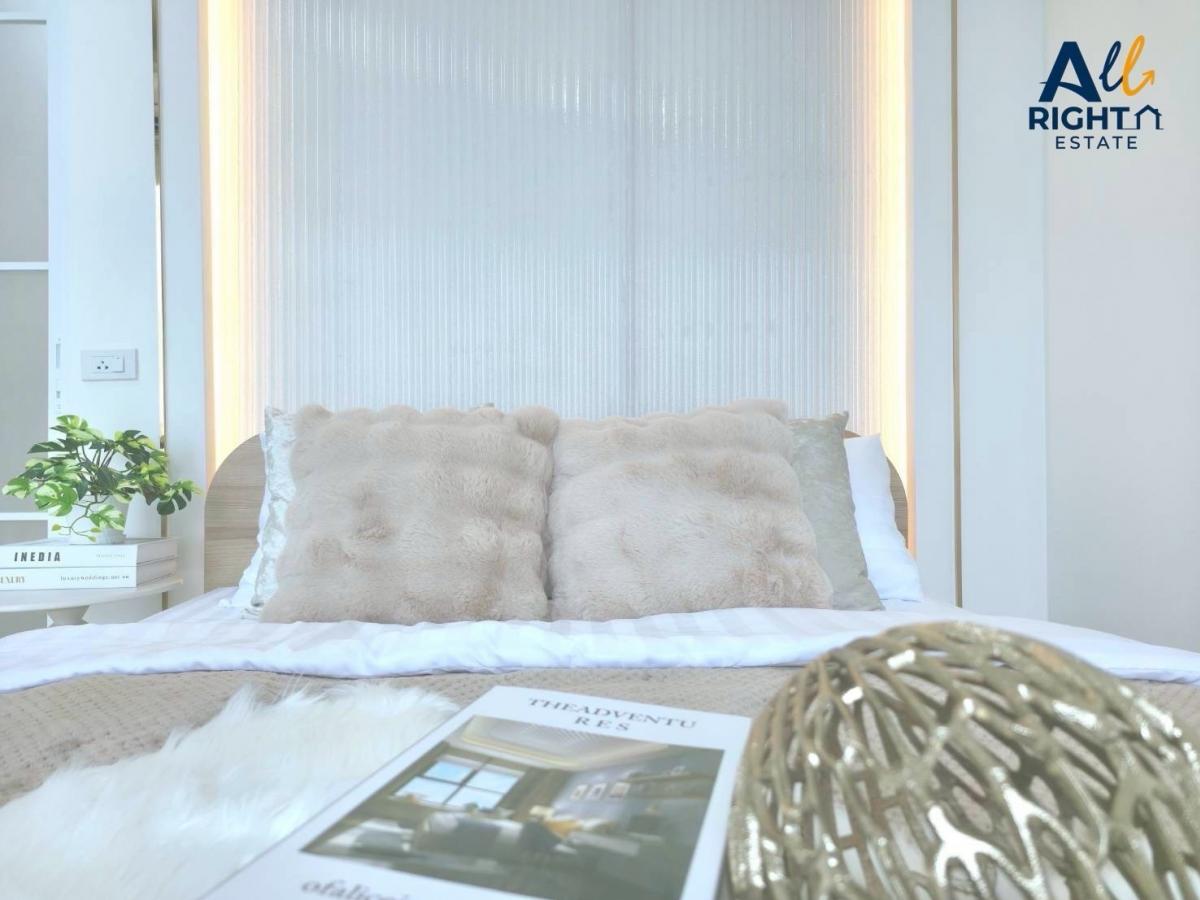 For SaleCondoLadkrabang, Suwannaphum Airport : ✈️✈️✈️ near the airport Condo, new generation, near Suvarnabhumi, The Iris Avenue Lad Kra Bang, decorated only millions. The cheapest installment 4, xxx. Newly decorated per month Full furniture
