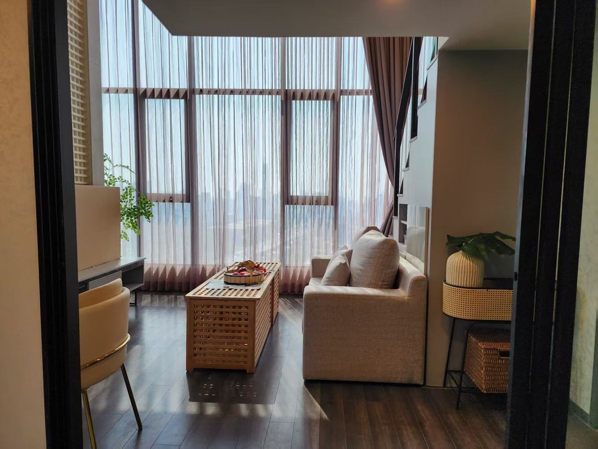 ให้เช่าคอนโดพระราม 9 เพชรบุรีตัดใหม่ RCA : knightsbridge rama9 fro rent(2bedroom)