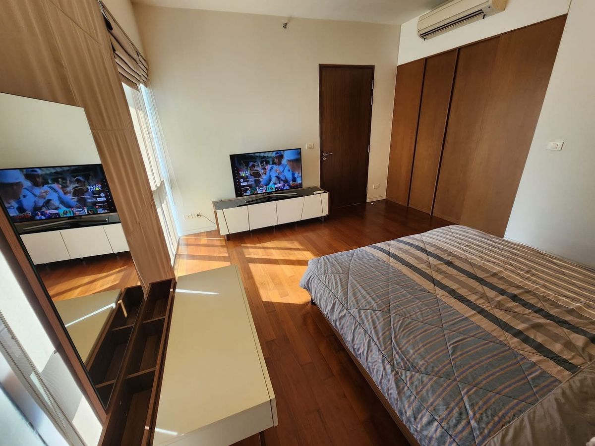 For RentCondoWitthayu, Chidlom, Langsuan, Ploenchit : 🌟 AVAILLE NOW! Hansar Residence - Ultra Luxury 2 Bed Condo in Prime Location ✨