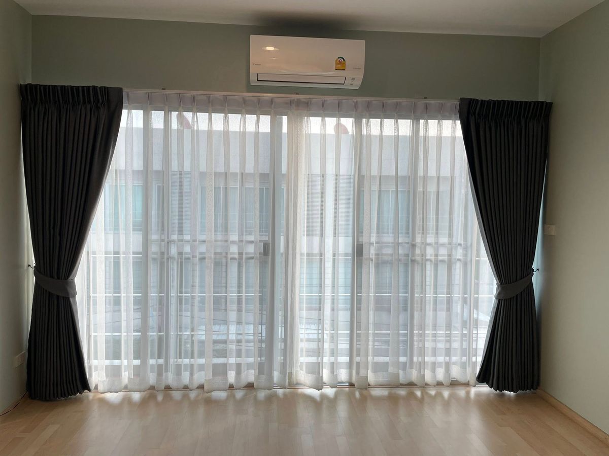 For RentTownhomePattanakan, Srinakarin : P-2754 Urgent rent! Townhome NOBLE Cube Development is ready.