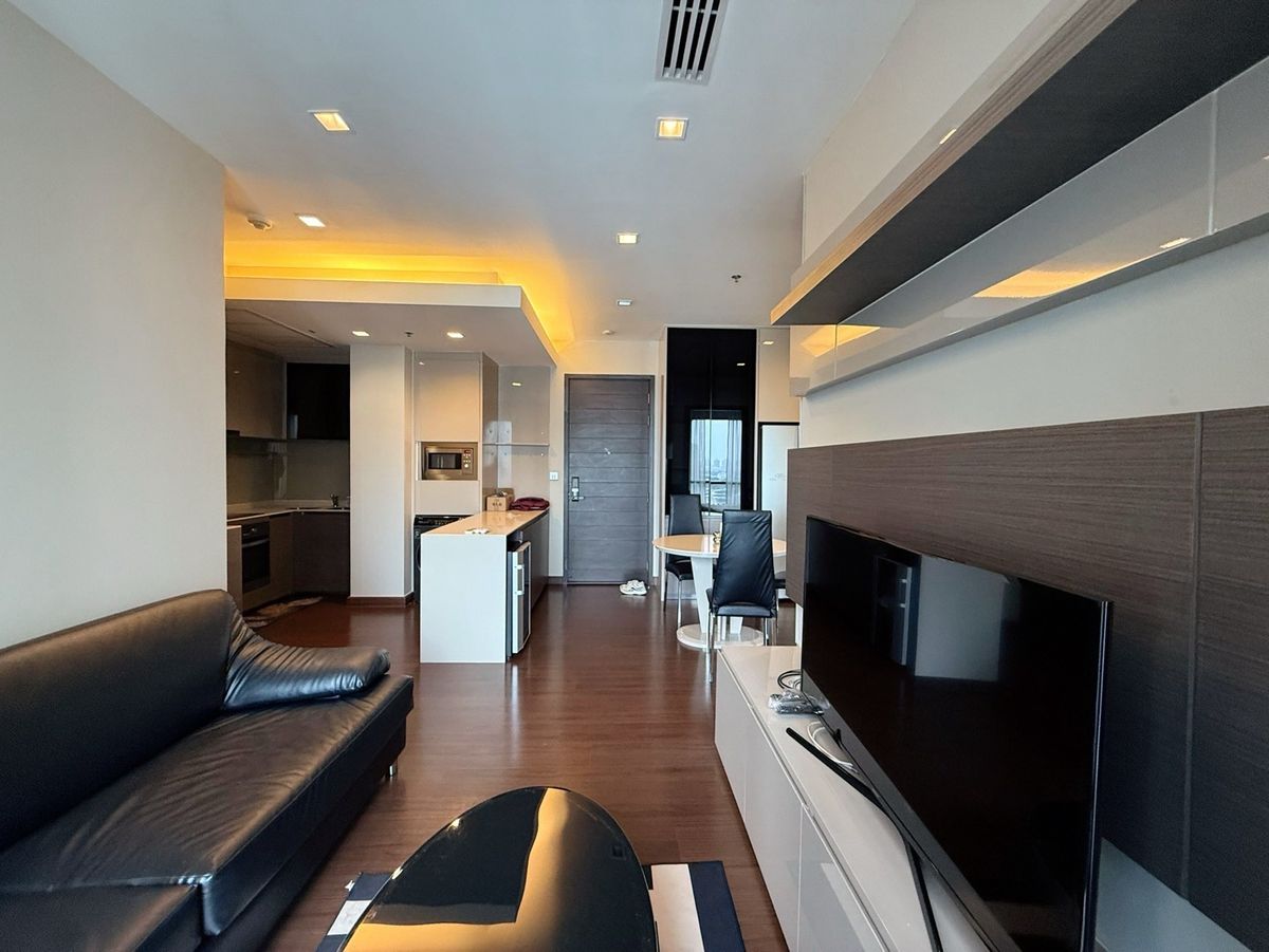 ให้เช่าคอนโดรัชดา ห้วยขวาง : 💖Ivy Ampio ✅2 bedrooms แต่งสวย
