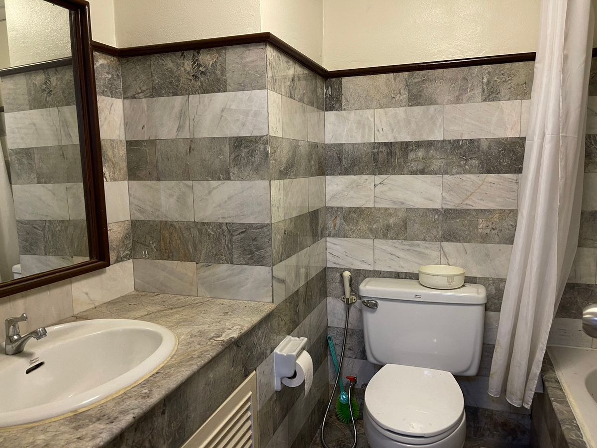 คอนโดสีลม ศาลาแดง บางรัก : Rent or Sale Silom Suite Condo (Sathorn 12)