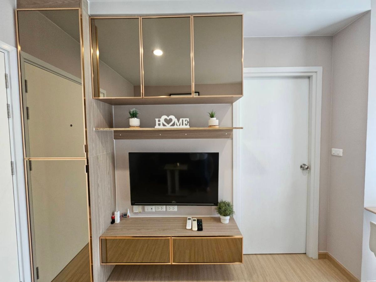 For RentCondoOnnut, Udomsuk : 1 bedroom corner room, 1 bathroom, The Tree Onnut Station