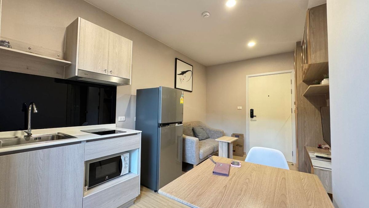 For RentCondoOnnut, Udomsuk : 1 bedroom corner room, 1 bathroom, The Tree Onnut Station