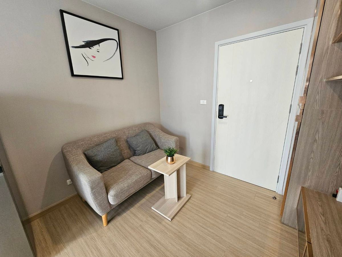 For RentCondoOnnut, Udomsuk : 1 bedroom corner room, 1 bathroom, The Tree Onnut Station