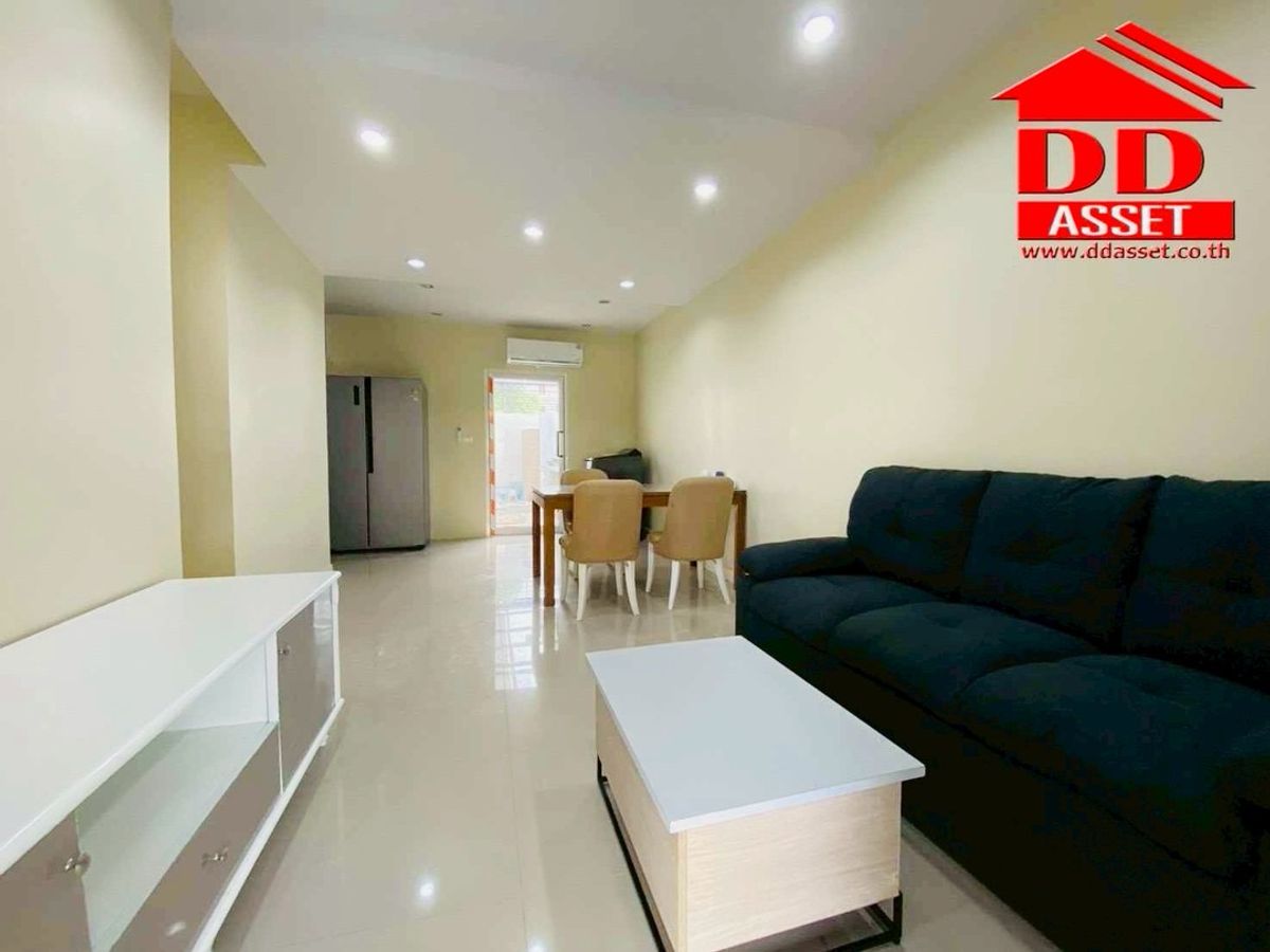 For RentTownhomePattanakan, Srinakarin : For Rent The Connect Pattanakarn 44 for rent, Town The Connect Phatthanakan 44 Code: T8224