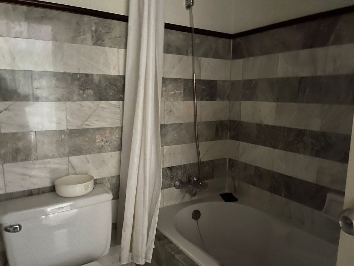 คอนโดสีลม ศาลาแดง บางรัก : Rent or Sale Silom Suite Condo (Sathorn 12)