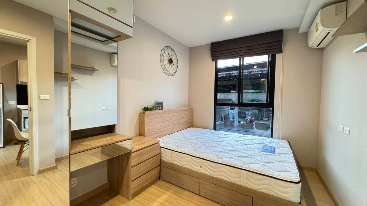 For RentCondoOnnut, Udomsuk : 1 bedroom corner room, 1 bathroom, The Tree Onnut Station