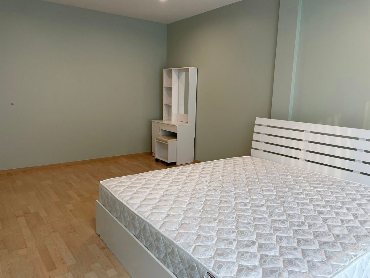 For RentTownhomePattanakan, Srinakarin : P-2754 Urgent rent! Townhome NOBLE Cube Development is ready.